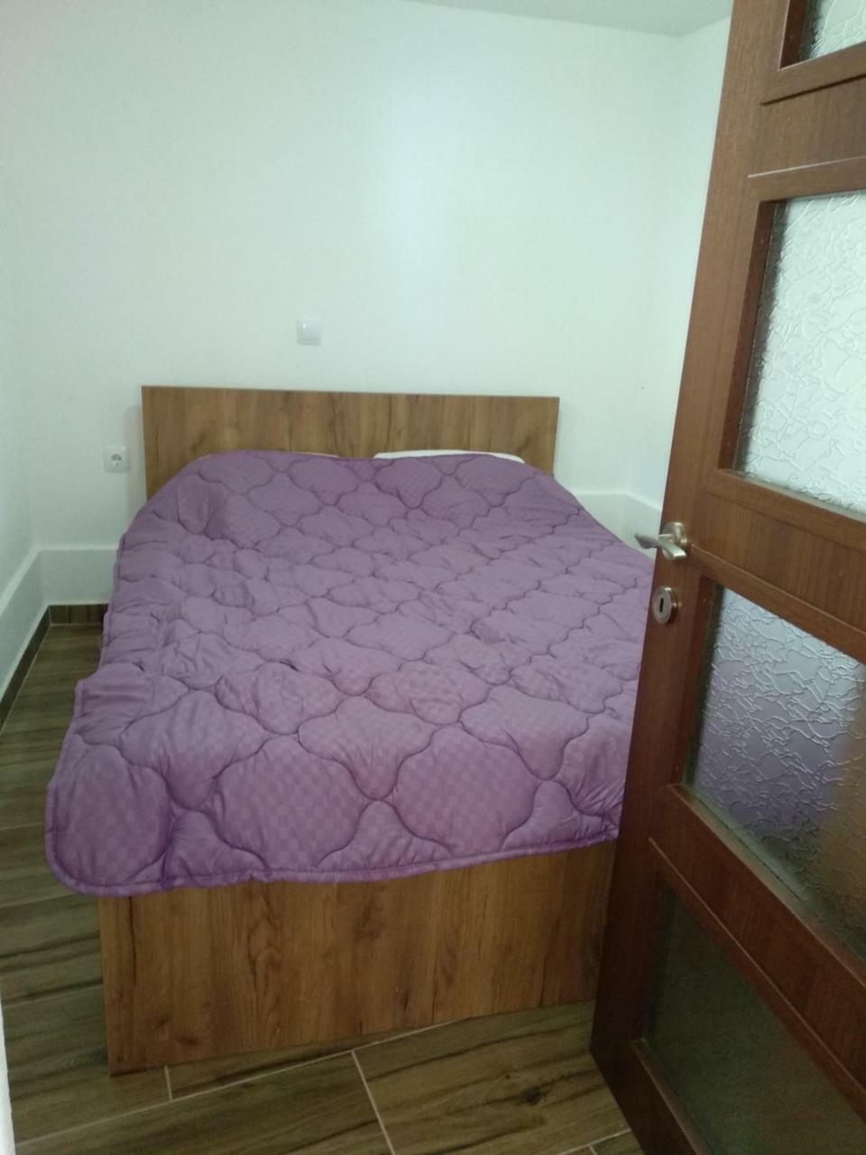 At George'S Apartments أوهغيد المظهر الخارجي الصورة