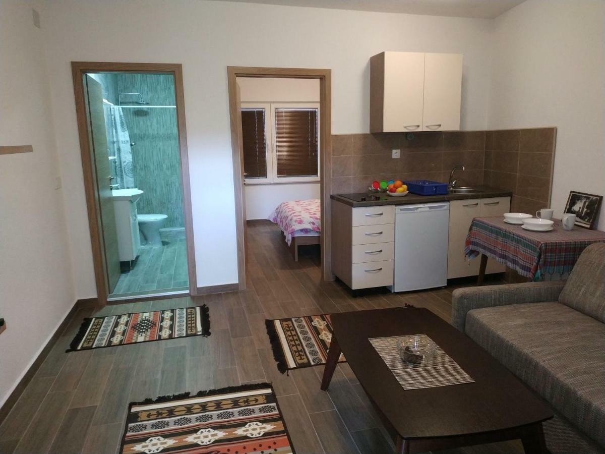 At George'S Apartments أوهغيد المظهر الخارجي الصورة