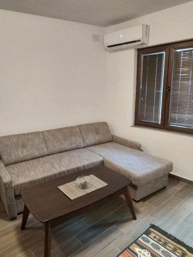 At George'S Apartments أوهغيد المظهر الخارجي الصورة